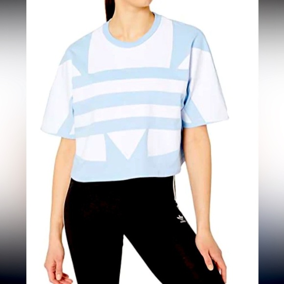 adidas Tops - Adidas baby blue cropped t-shirt​​​​